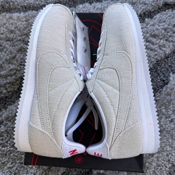 Nike Classic Cortez Stranger Things Upside Down Sail CJ6107-100 Men’s 8.5 - Picture 6 of 7